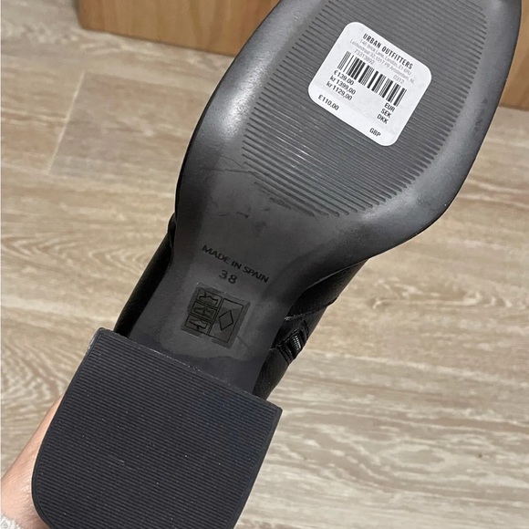 Urban Outfitters Black Vix Knee Boots EU 38/ UK 5 Faux Leather Vegan BN - Picture 9 of 9